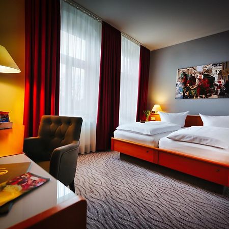 Hotel Kaiserhof Радеберг Екстериор снимка